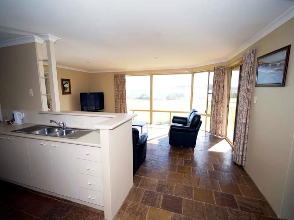 Pelican Shore Oceanfront Villa 6 Kalbarri Ruang foto